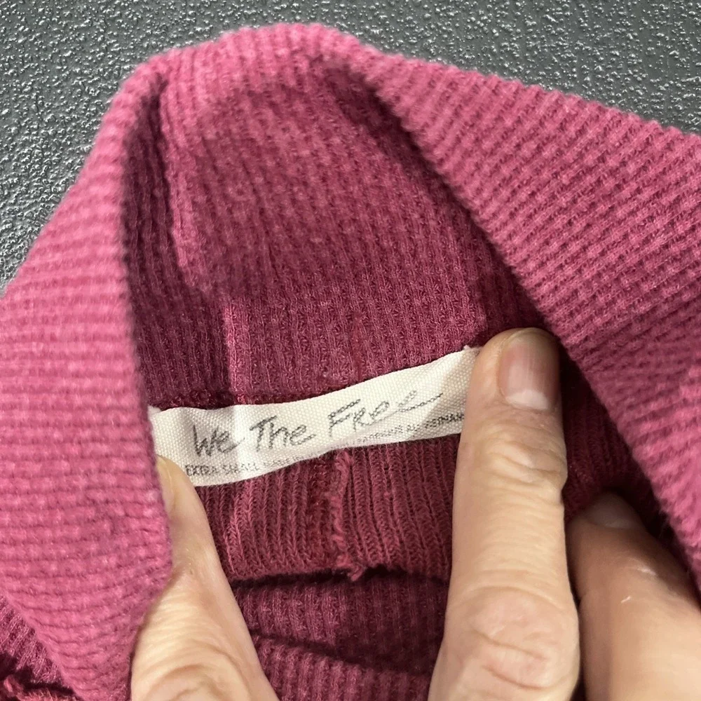 Free People We The Free Thermal Top Womens XS Berry Mock Neck Button Cuff Waffle